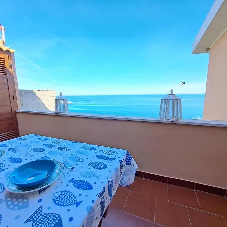 La Casa Sulla Scogliera * 카스텔사르도